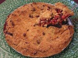 cherry crumb pie